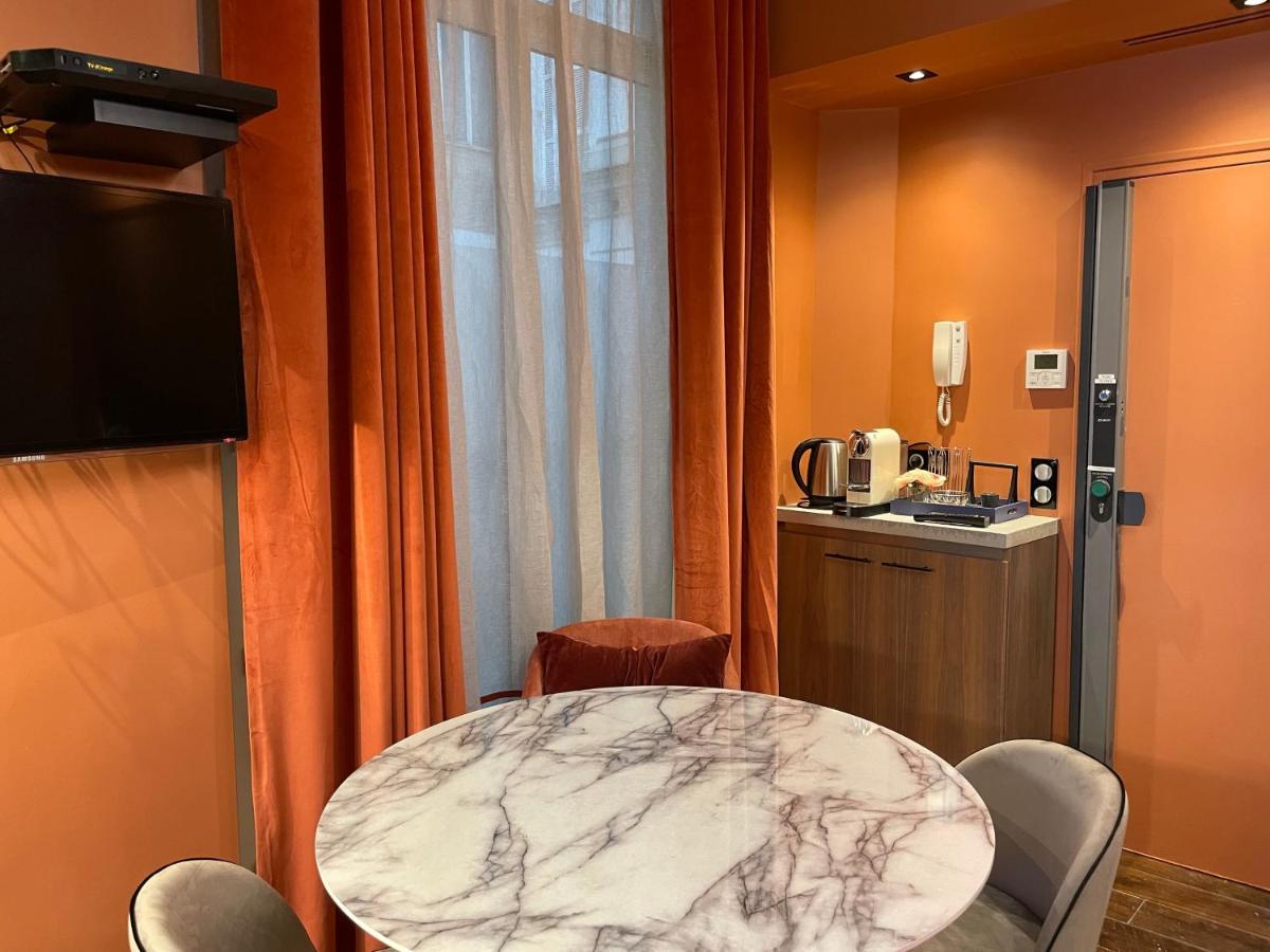Hotel 33 Marbeuf Párizs Kültér fotó