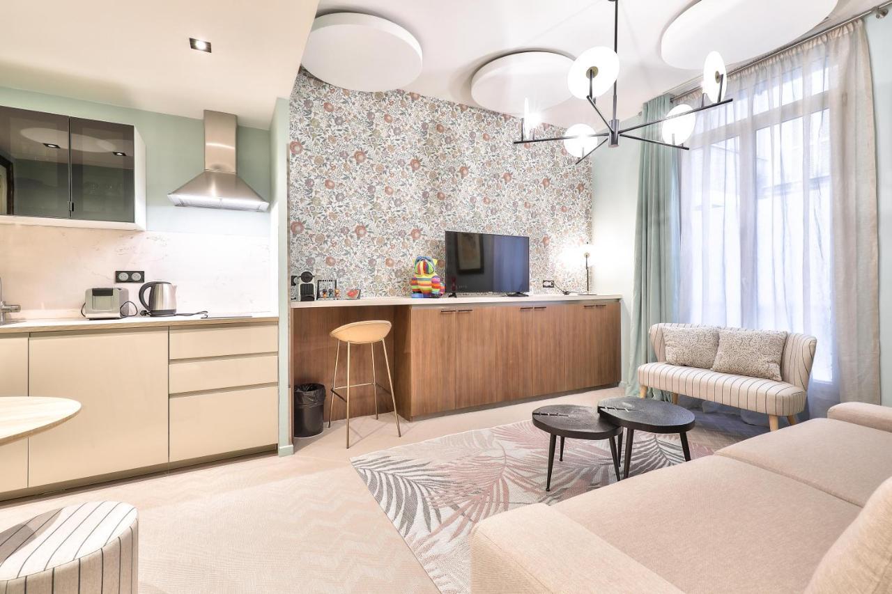 Hotel 33 Marbeuf Párizs Kültér fotó
