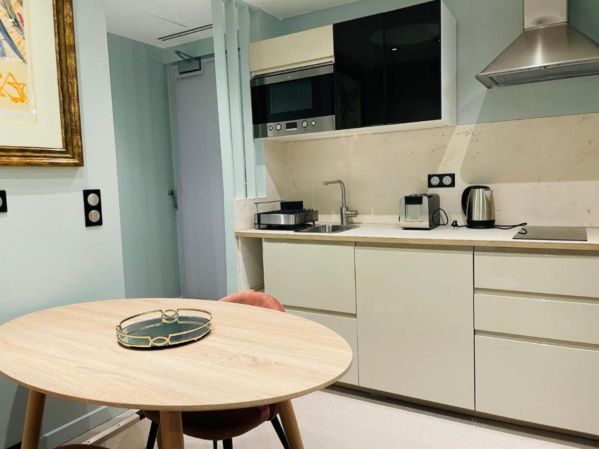 Hotel 33 Marbeuf Párizs Kültér fotó