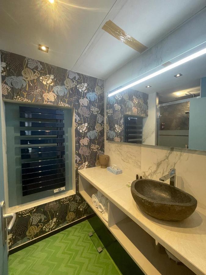 Hotel 33 Marbeuf Párizs Kültér fotó