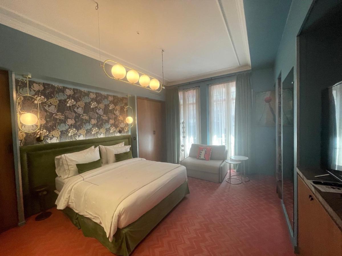 Hotel 33 Marbeuf Párizs Kültér fotó